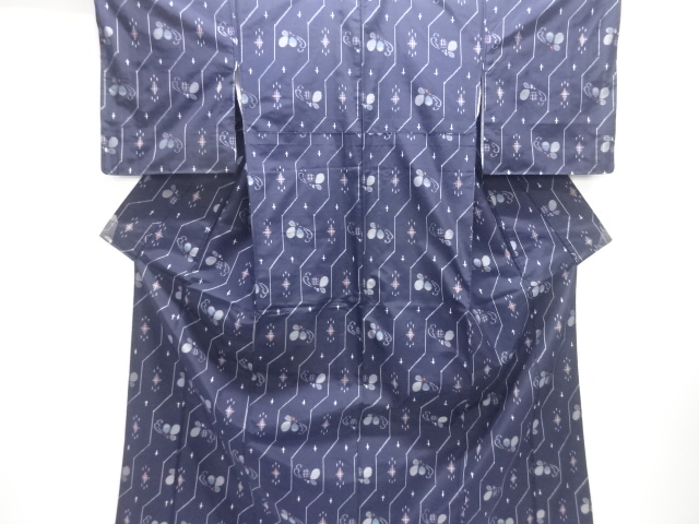 蝶模様織り出し米沢紬着物アンサンブル